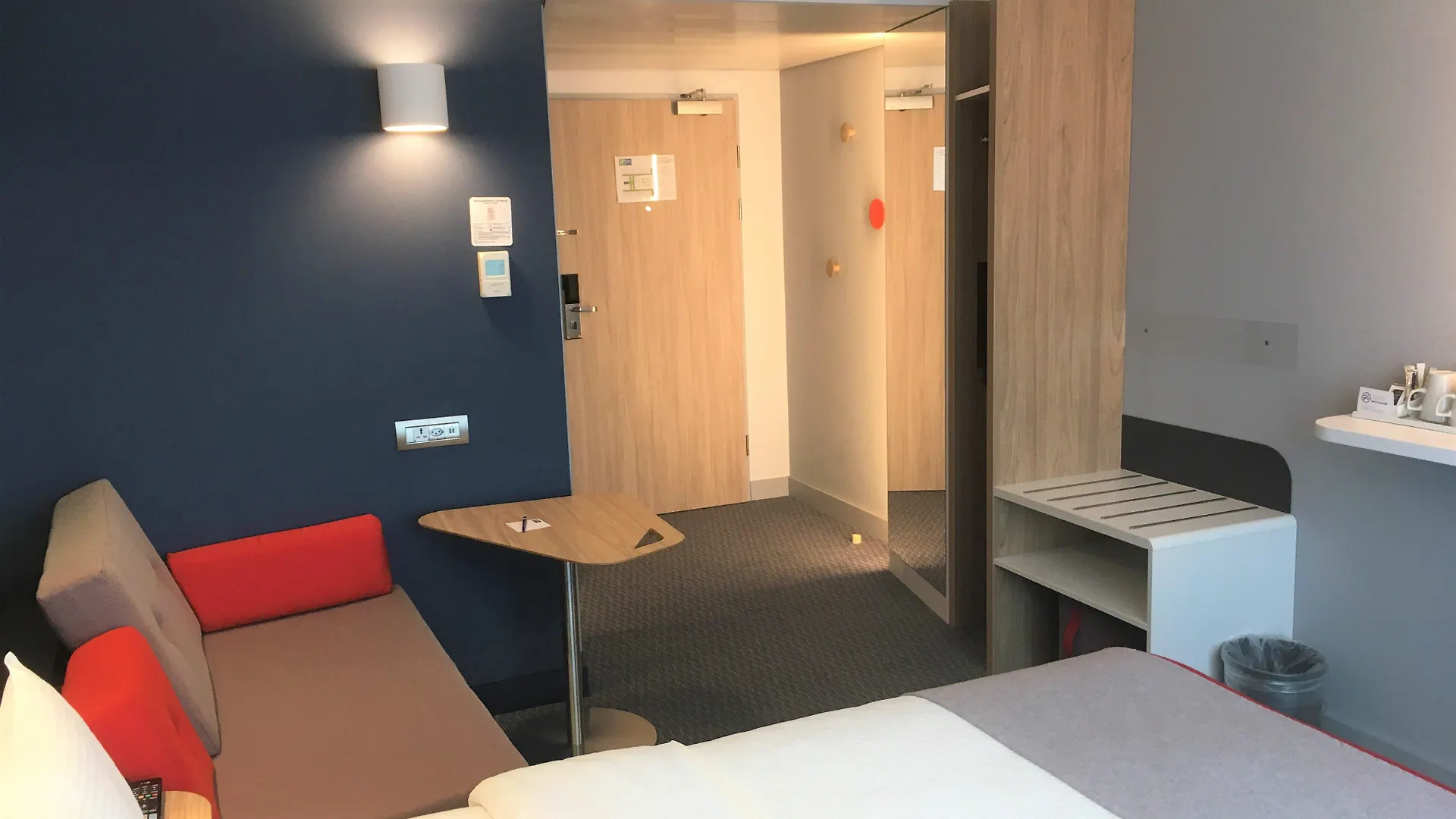 Holiday Inn Express Zuerich Airport By Ihg Rümlang