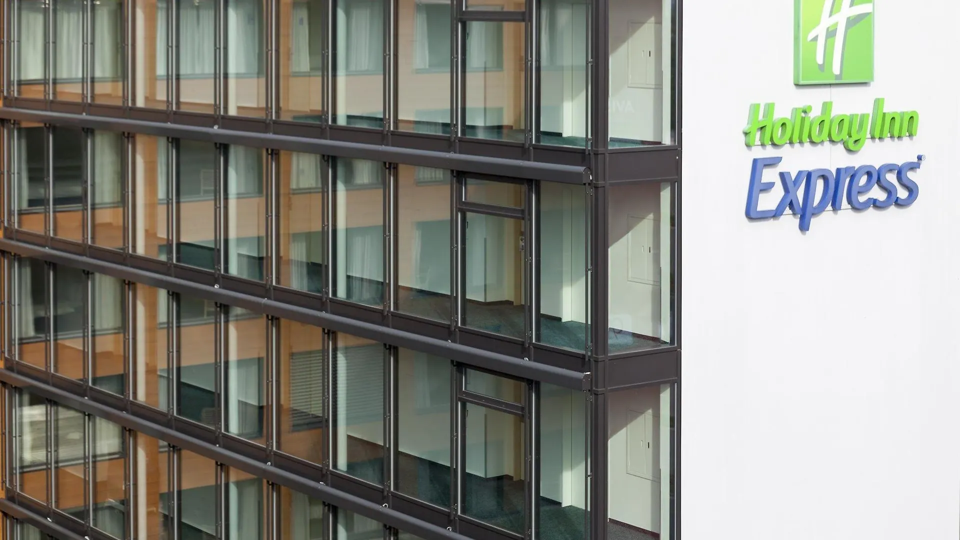 Holiday Inn Express Zuerich Airport By Ihg Rümlang 3*,